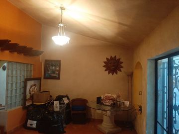 CASA HABITACION AMUEBLADA EN VENTA EN CADEREYTA JIMENEZ, NUEVO LEON, ZONA COL. NUEVA MADERO, CONSTRUCCION Y DISEÑO ARQUITECTONICO, ESTILO RUSTICO