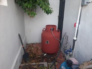 CASA HABITACION AMUEBLADA EN VENTA EN CADEREYTA JIMENEZ, NUEVO LEON, ZONA COL. NUEVA MADERO, CONSTRUCCION Y DISEÑO ARQUITECTONICO, ESTILO RUSTICO
