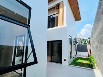 Brand New Modern Single Attached house and lot for sale in BF Resorts Village Las Piñas City