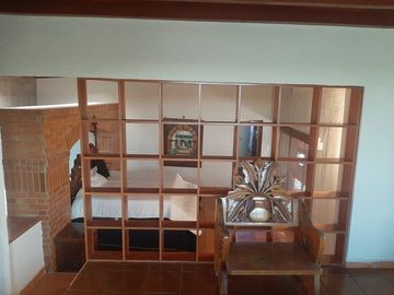 CASA QUINTA AMUEBLADA EN VENTA EN CADEREYTA JIMENEZ, NUEVO LEON, ZONA COL. NUEVA MADERO,  CONSTRUCCION Y DISEÑO ARQUITECTONICO, ESTILO RUSTICO