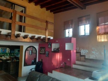 CASA QUINTA AMUEBLADA EN VENTA EN CADEREYTA JIMENEZ, NUEVO LEON, ZONA COL. NUEVA MADERO,  CONSTRUCCION Y DISEÑO ARQUITECTONICO, ESTILO RUSTICO