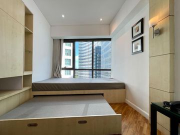 Joya Lofts and Towers Studio for Sale in Rockwell, Makati