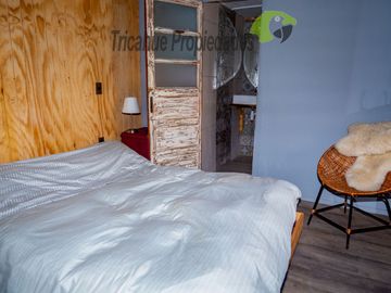 Terreno de 6.000 m2 con linda casa , cabaña y orilla de río, Cochiguaz, Valle del Elqui. $220 millones