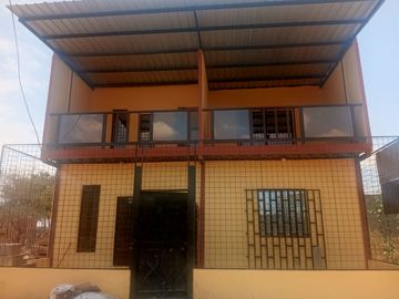 CASA DE VENTA EN URBANIZACION COSTA REAL 2 EN MANTA JARAMIJO.