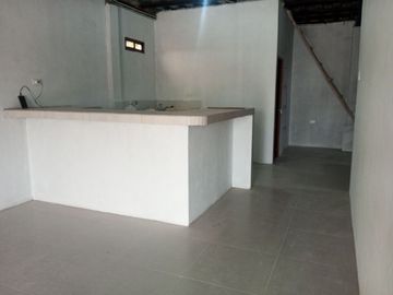 CASA DE VENTA EN URBANIZACION COSTA REAL 2 EN MANTA JARAMIJO.