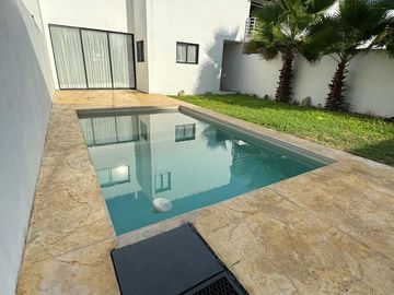 PRECIOSA CASA EN VENTA EN BOTÁNICO RESIDENCIAL CONKAL, MÉRIDA