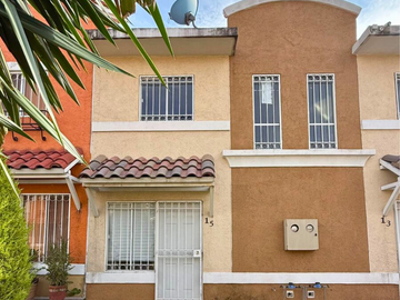 VENTA CASA HABITACION UBICADA EN PRIVADA PLEIONE CASA 15, EXCELENTES CONDICIONES