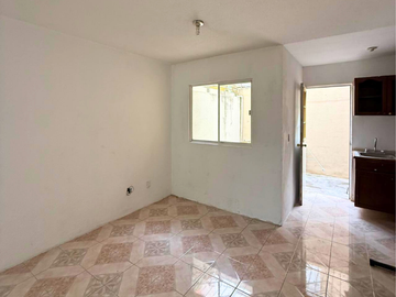 VENTA CASA HABITACION UBICADA EN PRIVADA PLEIONE CASA 15, EXCELENTES CONDICIONES