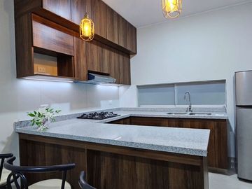 VENDO CASA DE ESTRENO A PRECIO DE DEPARTAMENTO EN MIRAFLORES COUNTRY CLUB CASTILLA