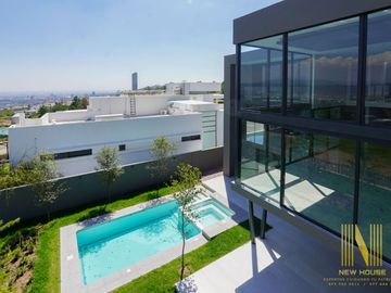 Casa en VENTA en El Bosque Residencial y Golf