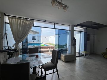 VENDO CASA EN ALAMEDA EL ESPINELO EN LAS BRISAS DE VILLA