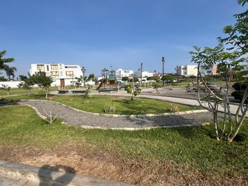 VENDO CASA EN ALAMEDA EL ESPINELO EN LAS BRISAS DE VILLA