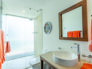 Departamento Beach Front en venta en Icon Puerto Vallarta
