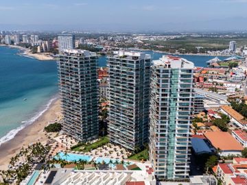 Departamento Beach Front en venta en Icon Puerto Vallarta