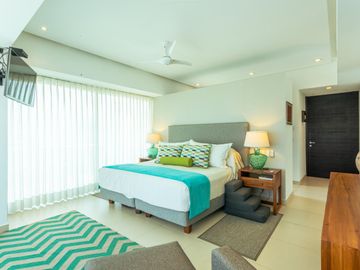 Departamento Beach Front en venta en Icon Puerto Vallarta