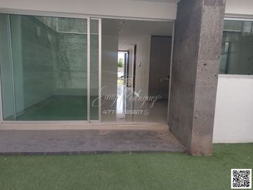 CASA EN VENTA, SIERRA NOGAL. León,Gto; 3 REC. TODAS CON BAÑO, CERCA DE LA IBERO, EXCELENTE OPORTUNIDAD