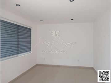 CASA EN VENTA, SIERRA NOGAL. León,Gto; 3 REC. TODAS CON BAÑO, CERCA DE LA IBERO, EXCELENTE OPORTUNIDAD