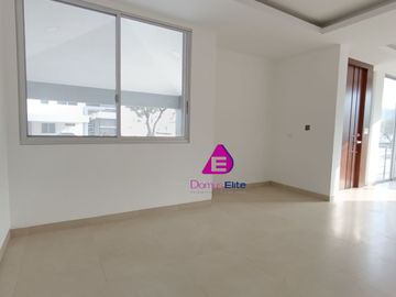 Venta casa Urbanización El Condado Av Leon Fbres Cordero Daule