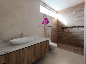 Venta casa Urbanización El Condado Av Leon Fbres Cordero Daule