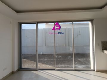 Venta casa Urbanización El Condado Av Leon Fbres Cordero Daule
