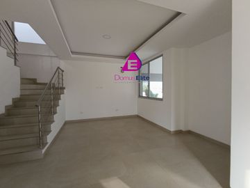Venta casa Urbanización El Condado Av Leon Fbres Cordero Daule