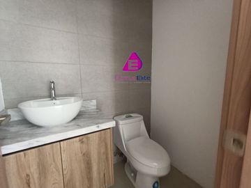 Venta casa Urbanización El Condado Av Leon Fbres Cordero Daule