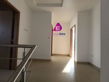 Venta casa Urbanización El Condado Av Leon Fbres Cordero Daule