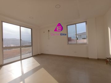 Venta casa Urbanización El Condado Av Leon Fbres Cordero Daule