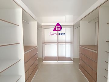 Venta casa Urbanización El Condado Av Leon Fbres Cordero Daule