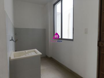 Venta casa Urbanización El Condado Av Leon Fbres Cordero Daule