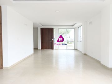 Venta casa Urbanización El Condado Av Leon Fbres Cordero Daule