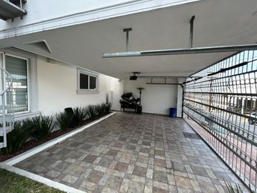 Casa en Venta en Col. Lomas del Valle
