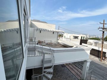 Casa en Venta en Col. Lomas del Valle
