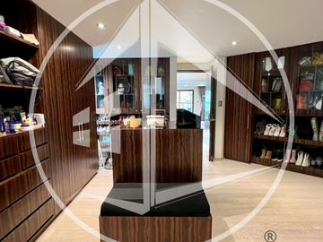Residencia De Lujo Con Jardín Privado Y Garage Para 20 Autos Exclusividad En Hacienda De Vallescondido