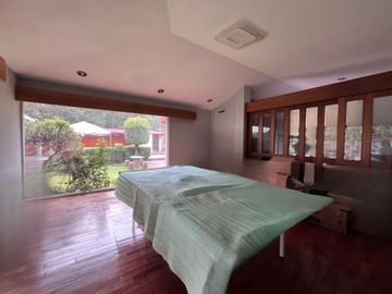 CASA EN RENTA CON INCREÍBLES ESPACIOS Y MUY  BIEN UBICADA.