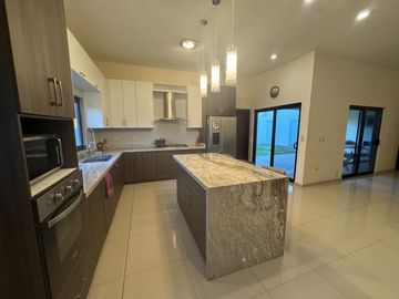 CASA EN VENTA CALLE GONZALO DE TAPIA 3137 FRACCIONAMIENTO LOS MISIONEROS CIUDAD OBREGON SONORA
