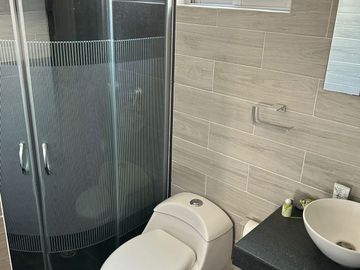 VENDO CASA EN SAN JERONINO EN LEON GTO DENTRO DE PRIVADA