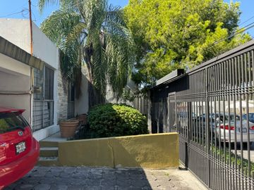 VENTA CASA CUMBRES 1ER SECTOR