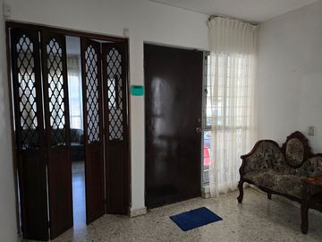 VENTA CASA CUMBRES 1ER SECTOR