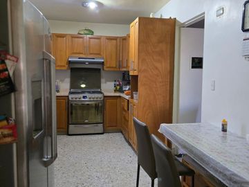 VENTA CASA CUMBRES 1ER SECTOR