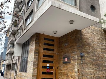 Se Vende Departamento Santiago Centro a pasos Metro Universidad de Chile y Parque Almagro