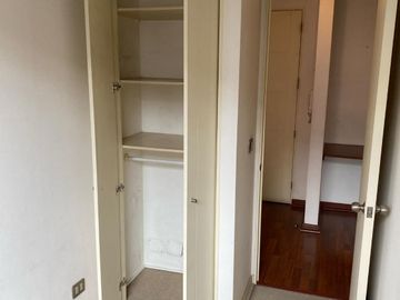 Se Vende Departamento Santiago Centro a pasos Metro Universidad de Chile y Parque Almagro