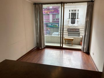 Se Vende Departamento Santiago Centro a pasos Metro Universidad de Chile y Parque Almagro
