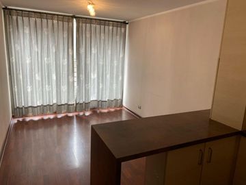 Se Vende Departamento Santiago Centro a pasos Metro Universidad de Chile y Parque Almagro