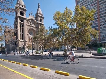 Se Vende Departamento Santiago Centro a pasos Metro Universidad de Chile y Parque Almagro