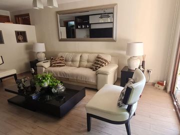 Casa en Sector Costa Laguna Condominio Cejar