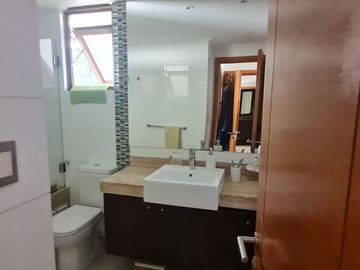 Casa en Sector Costa Laguna Condominio Cejar