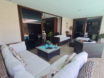 Casa en Sector Costa Laguna Condominio Cejar