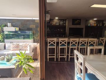 Casa en Sector Costa Laguna Condominio Cejar