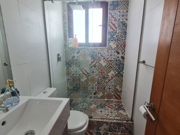 Casa en Sector Costa Laguna Condominio Cejar